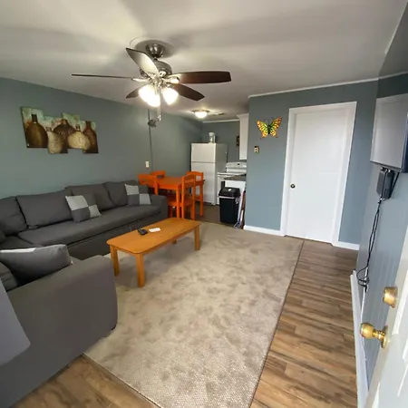 23 B St Apartments Hampton Esterno foto