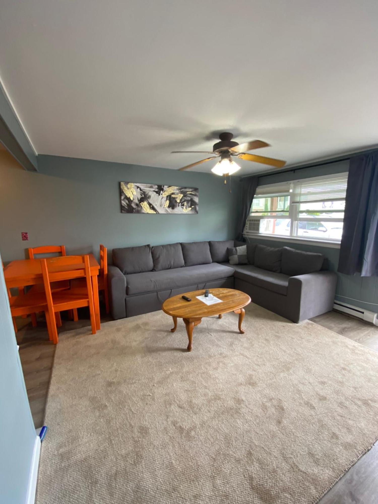23 B St Hampton