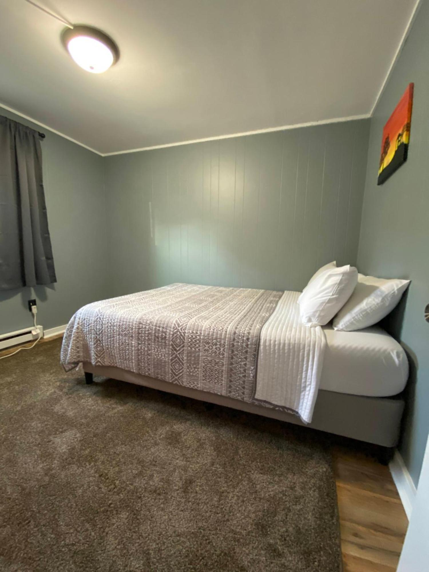 23 B St Hampton